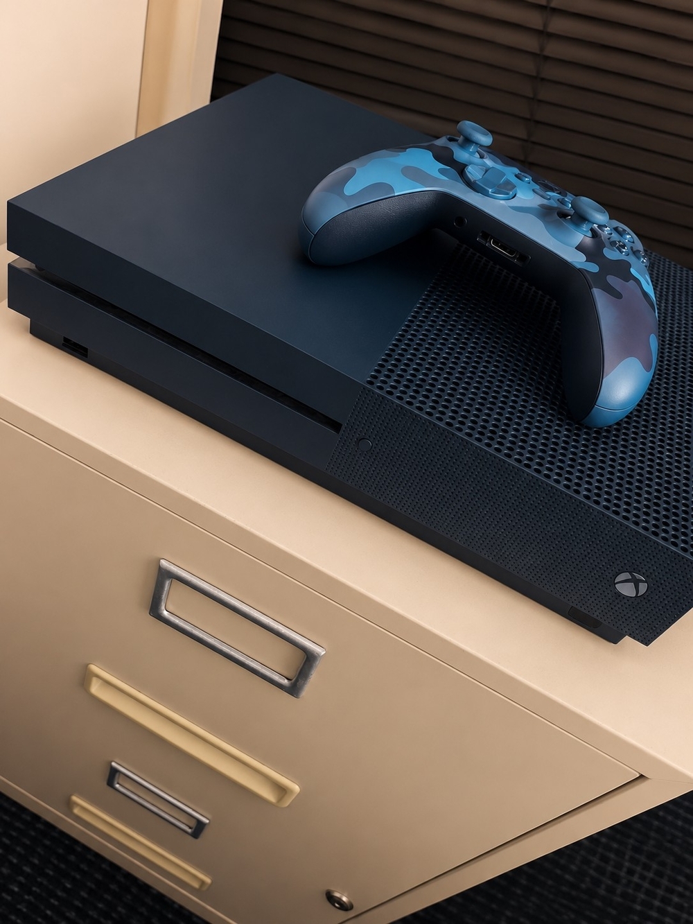 Xbox One S, 500 GB Bundle - Plays Discs - With Controller & All Cords